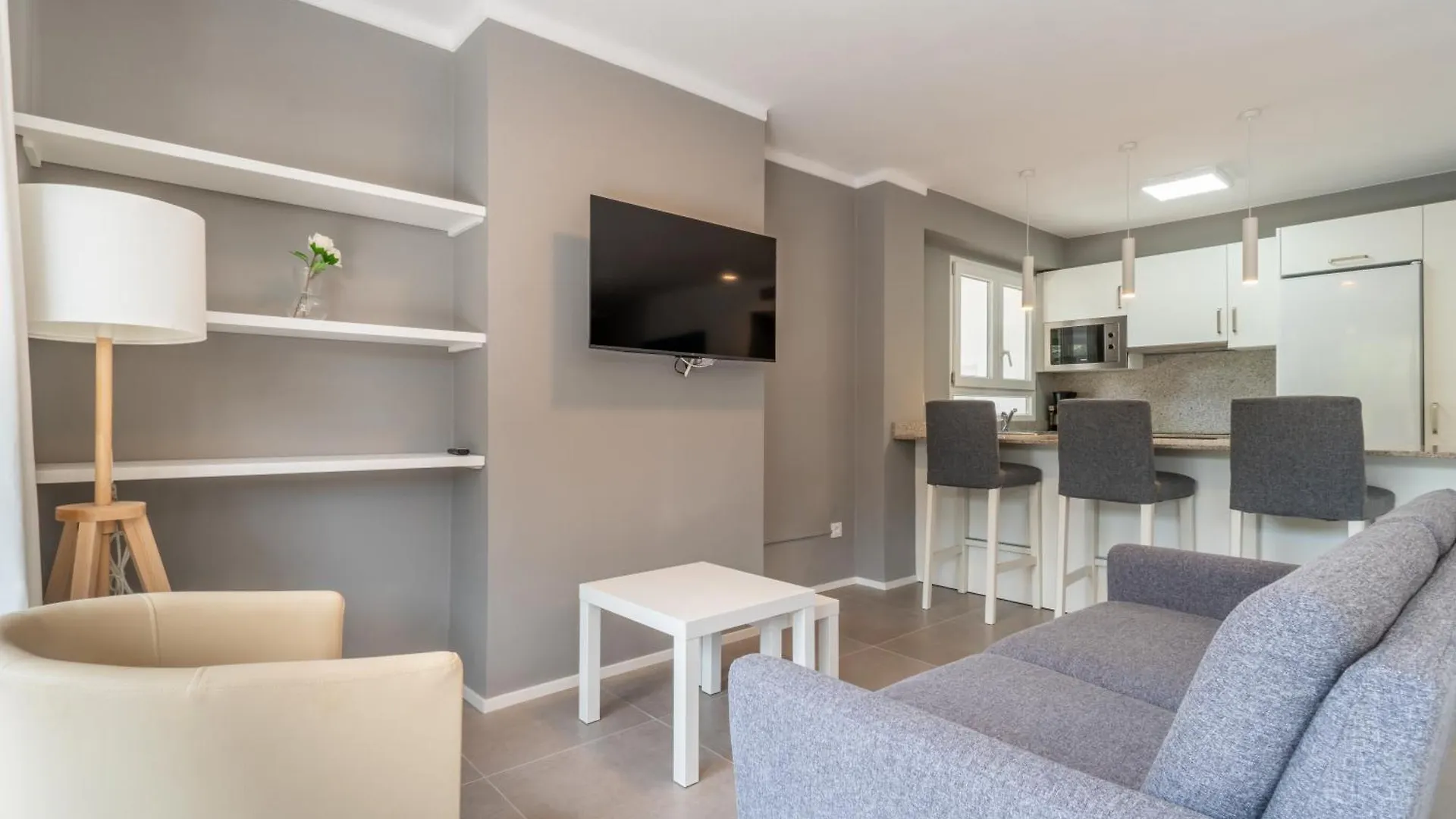 Ponent Cala Ratjada Apartments C  Cala Ratjada (Mallorca)