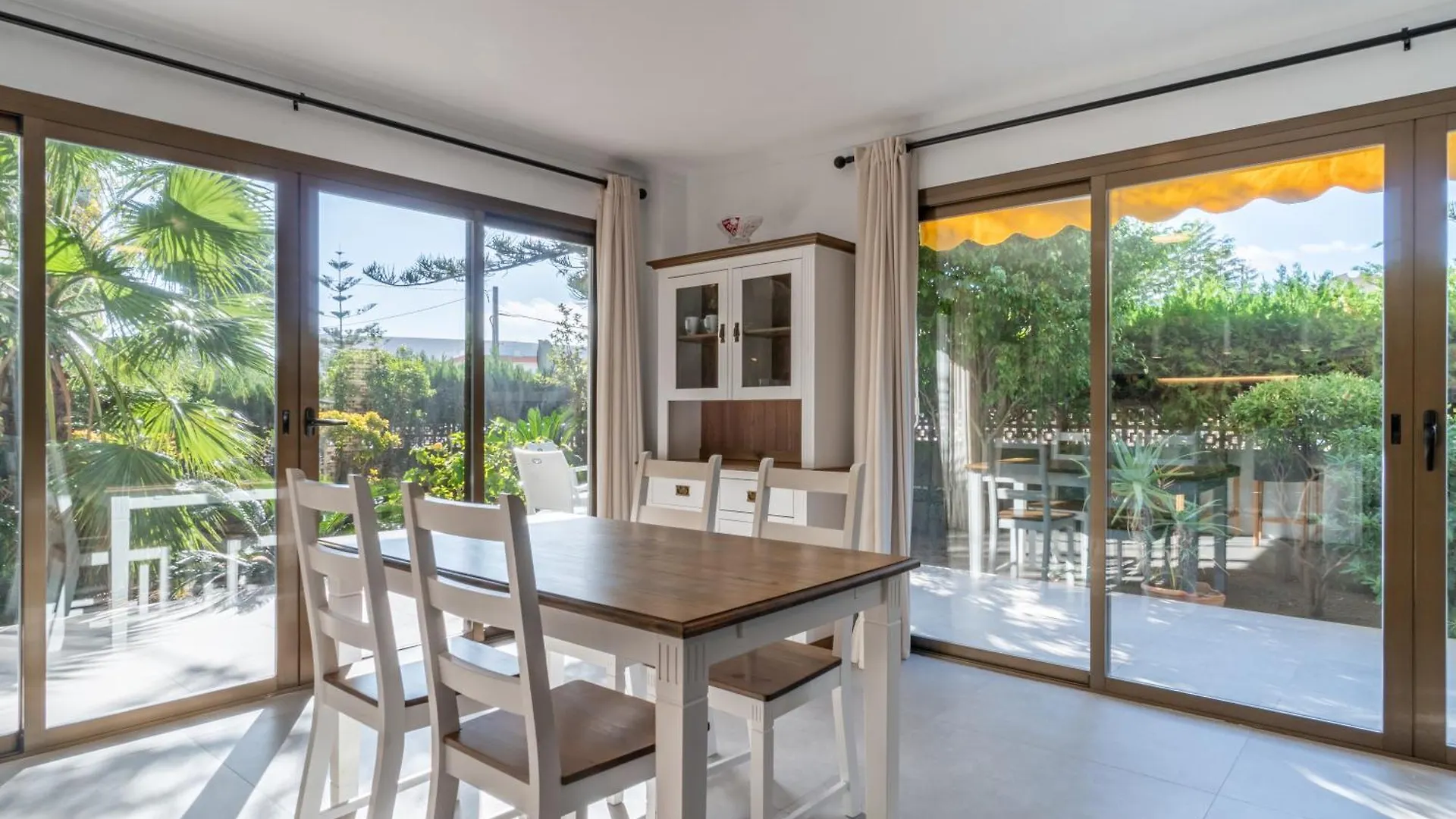 Ponent Cala Ratjada Apartments C  Cala Ratjada (Mallorca)